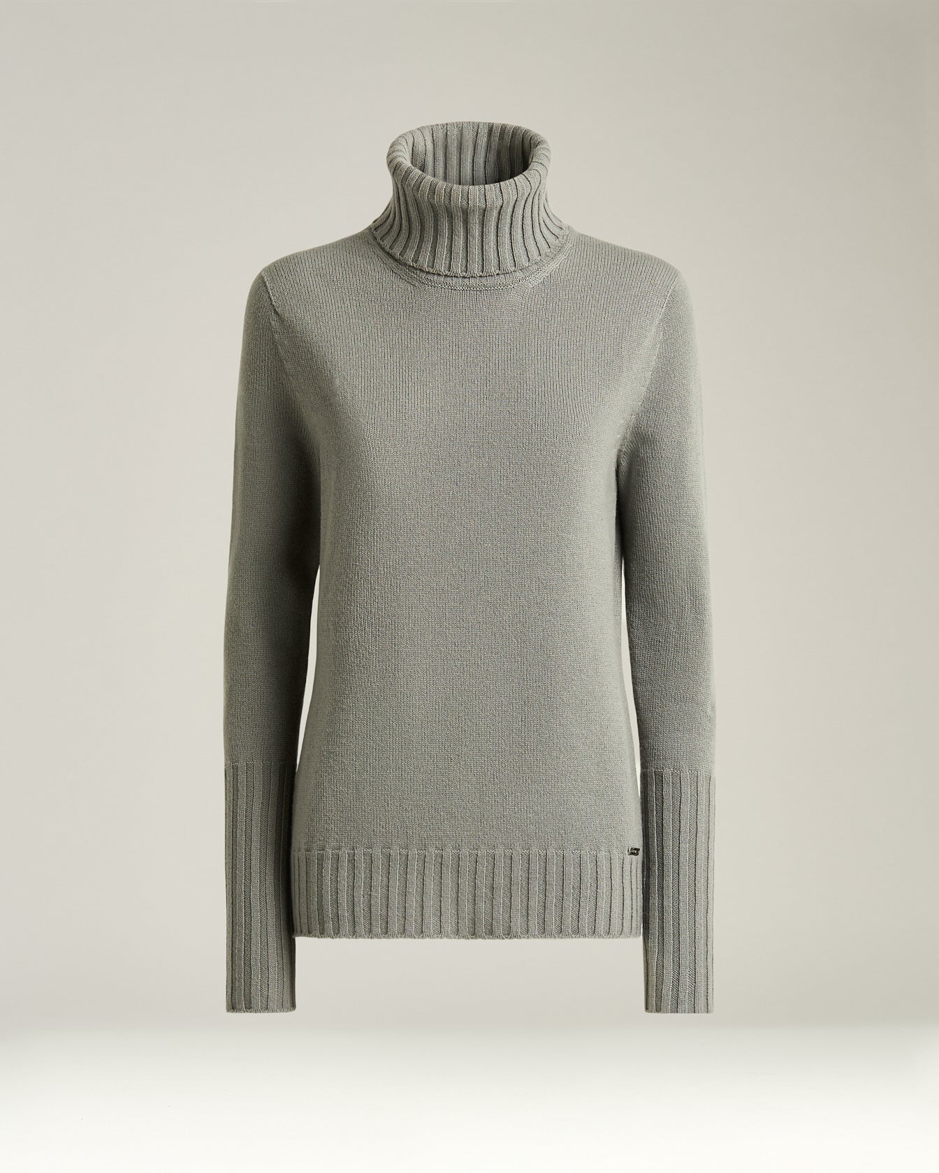women's light gray cashmere turtleneck sweater