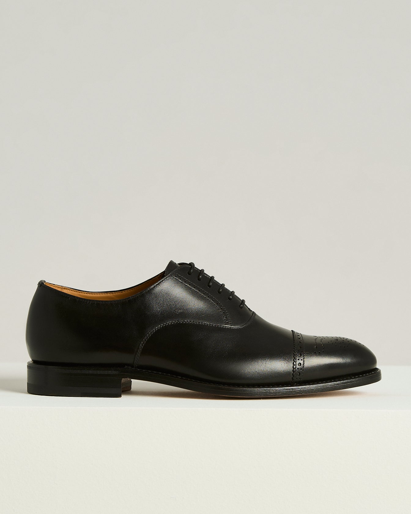 Leather Lace-Up Shoe Black Calfskin