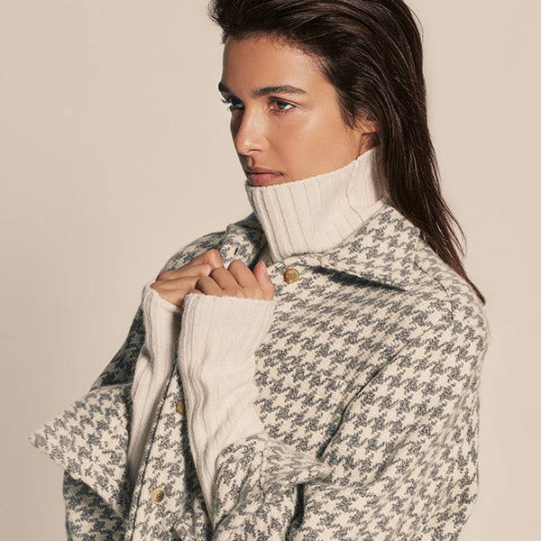 Louis Vuitton Womens Knit & Fur Scarves 2022-23FW, Beige