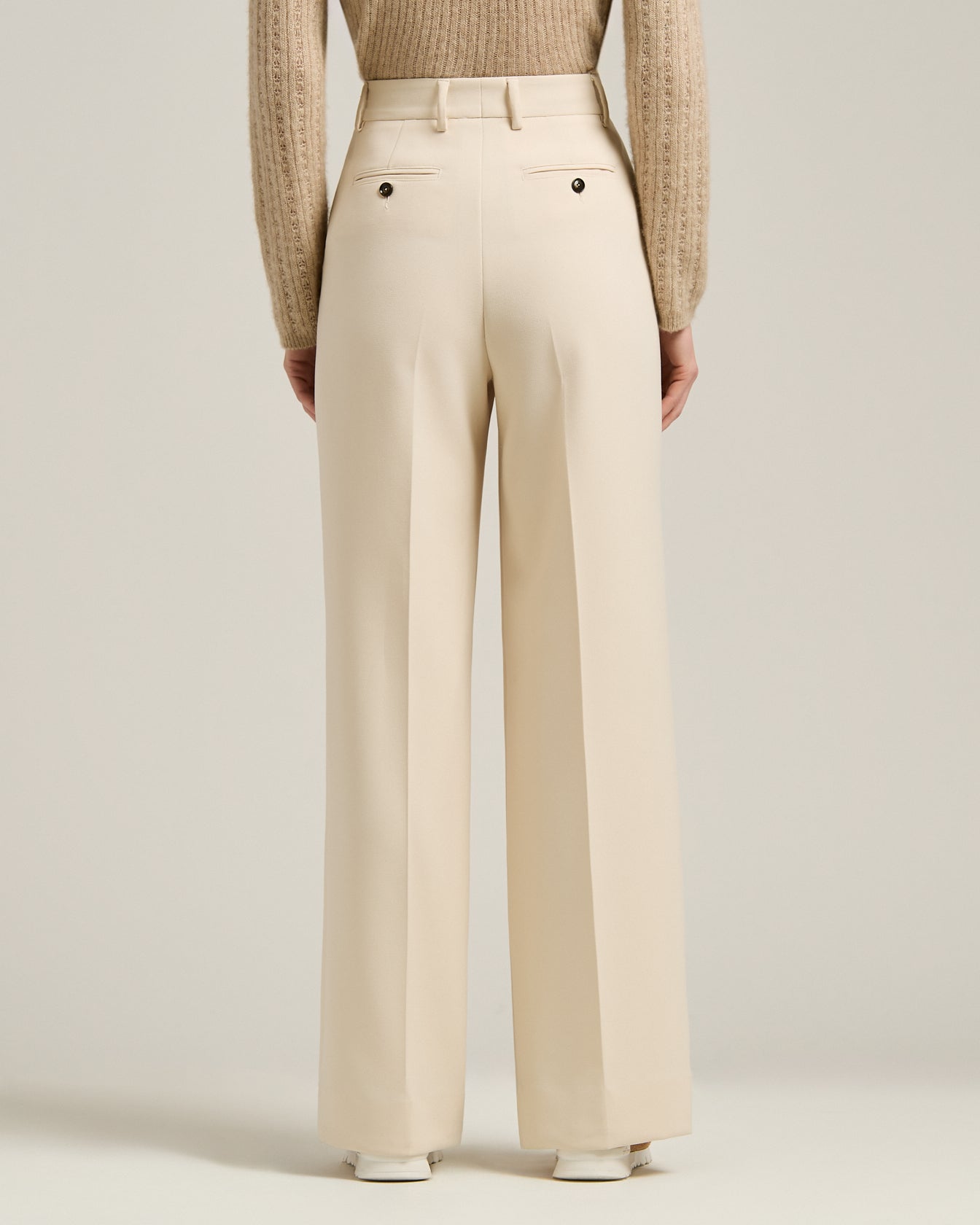 CREAM WHITE WIDE-LEG TROUSERS IN TECHNICAL FABRIC