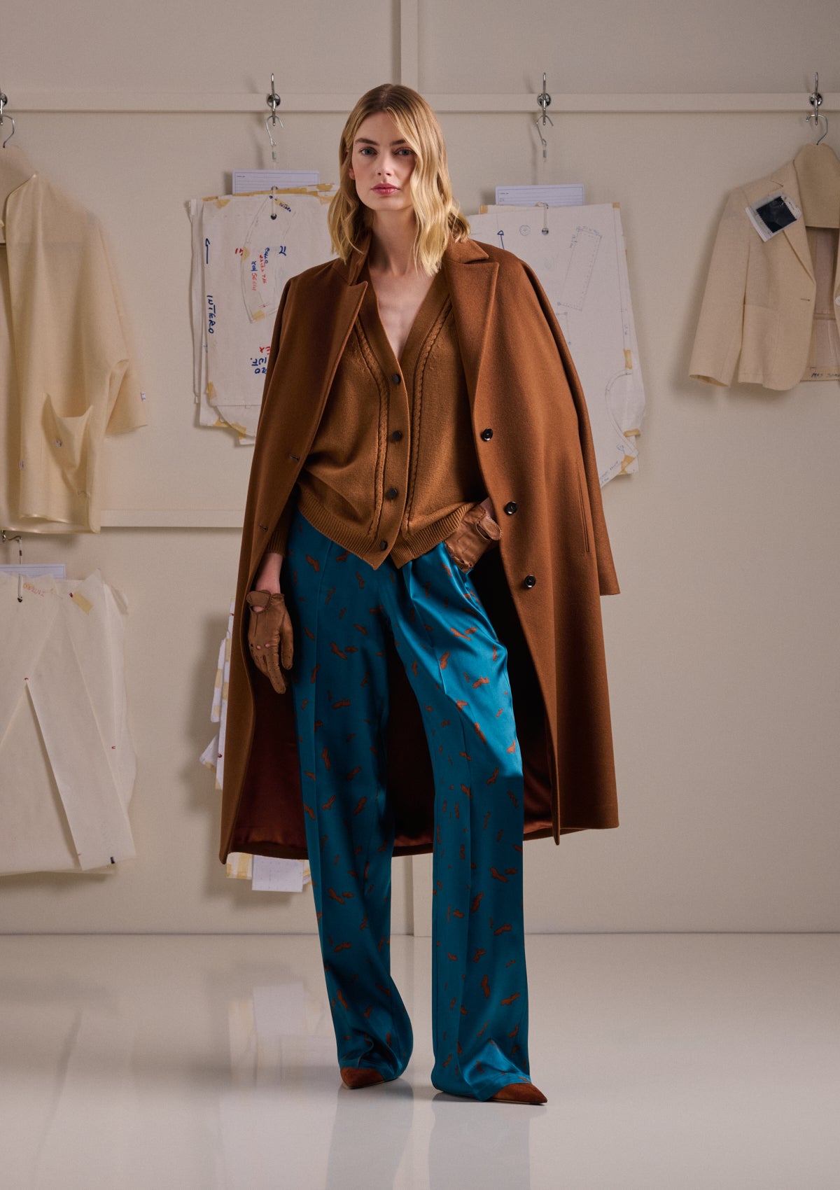 OCTANIUM AND RUST ABSTRACT-PRINT SILK WIDE-LEG TROUSERS 4