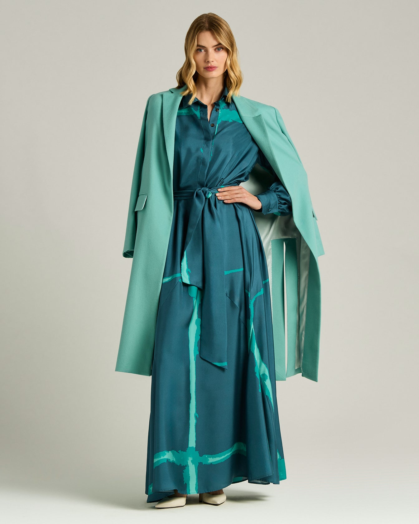 ABITO LUNGO IN SETA STAMPATA