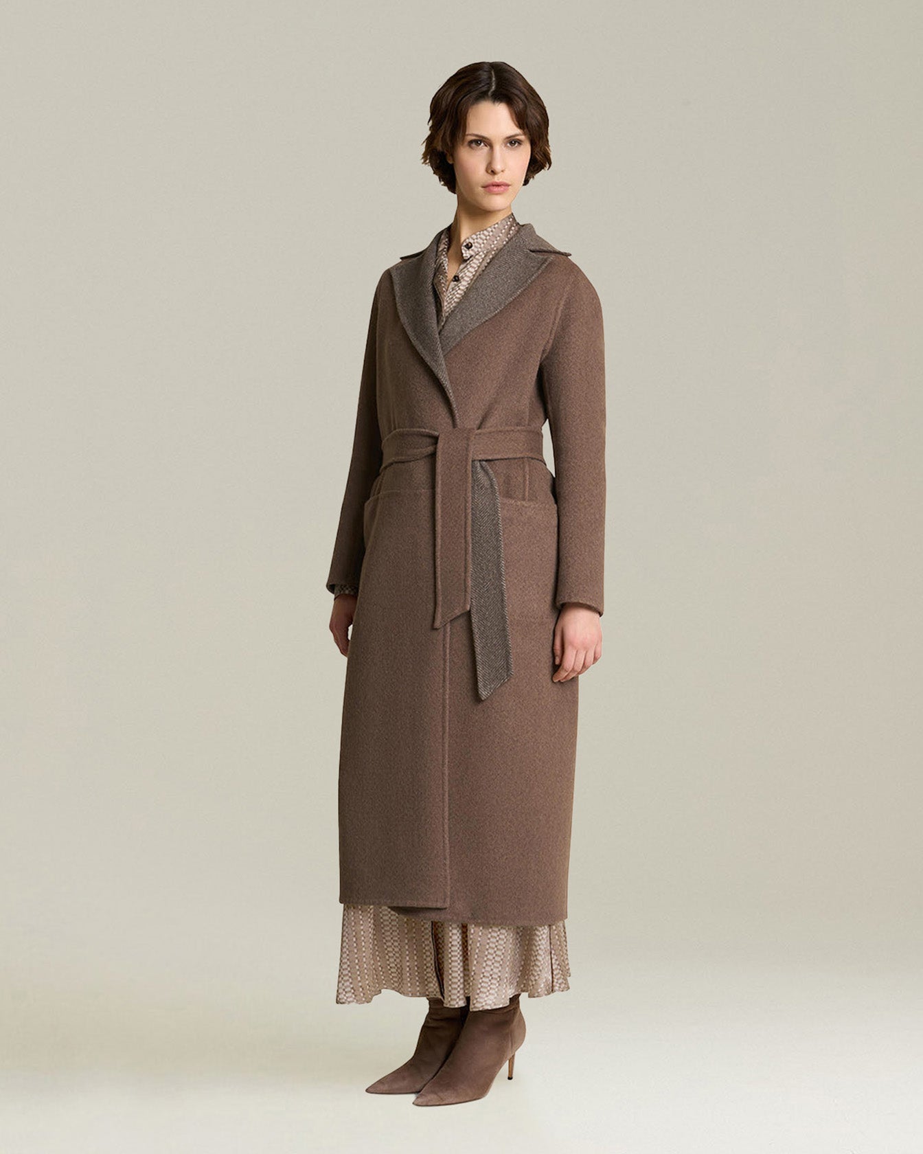 REVERSIBLE CASHMERE DOUBLE CLOTH COAT