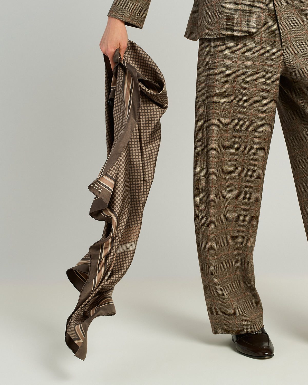 BROWN SILK SCARF 4