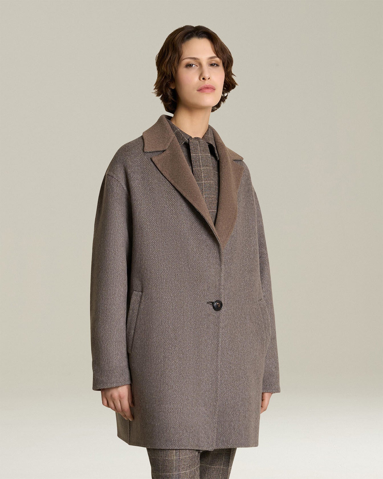 REVERSIBLE CASHMERE DOUBLE CLOTH MID-LENGTH COAT