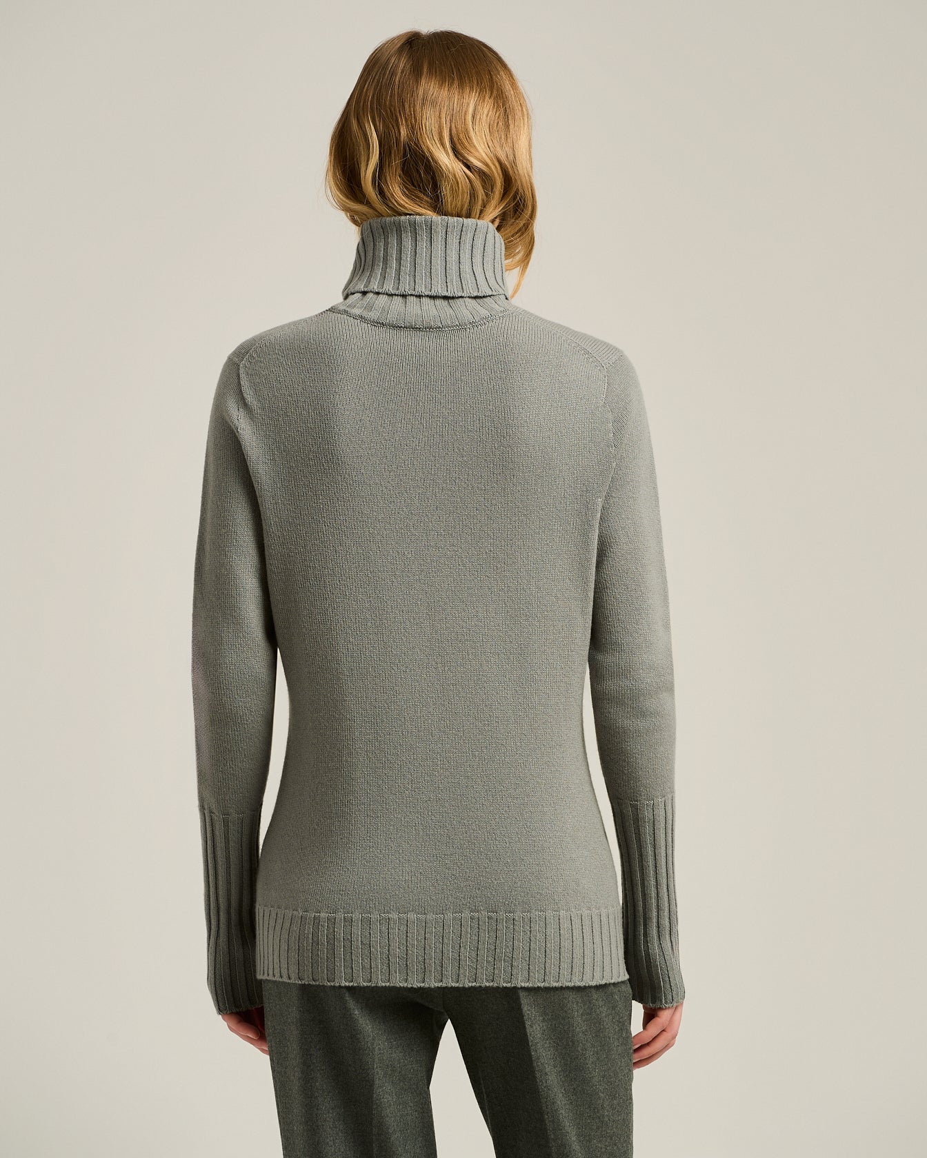 CASHMERE POLO NECK