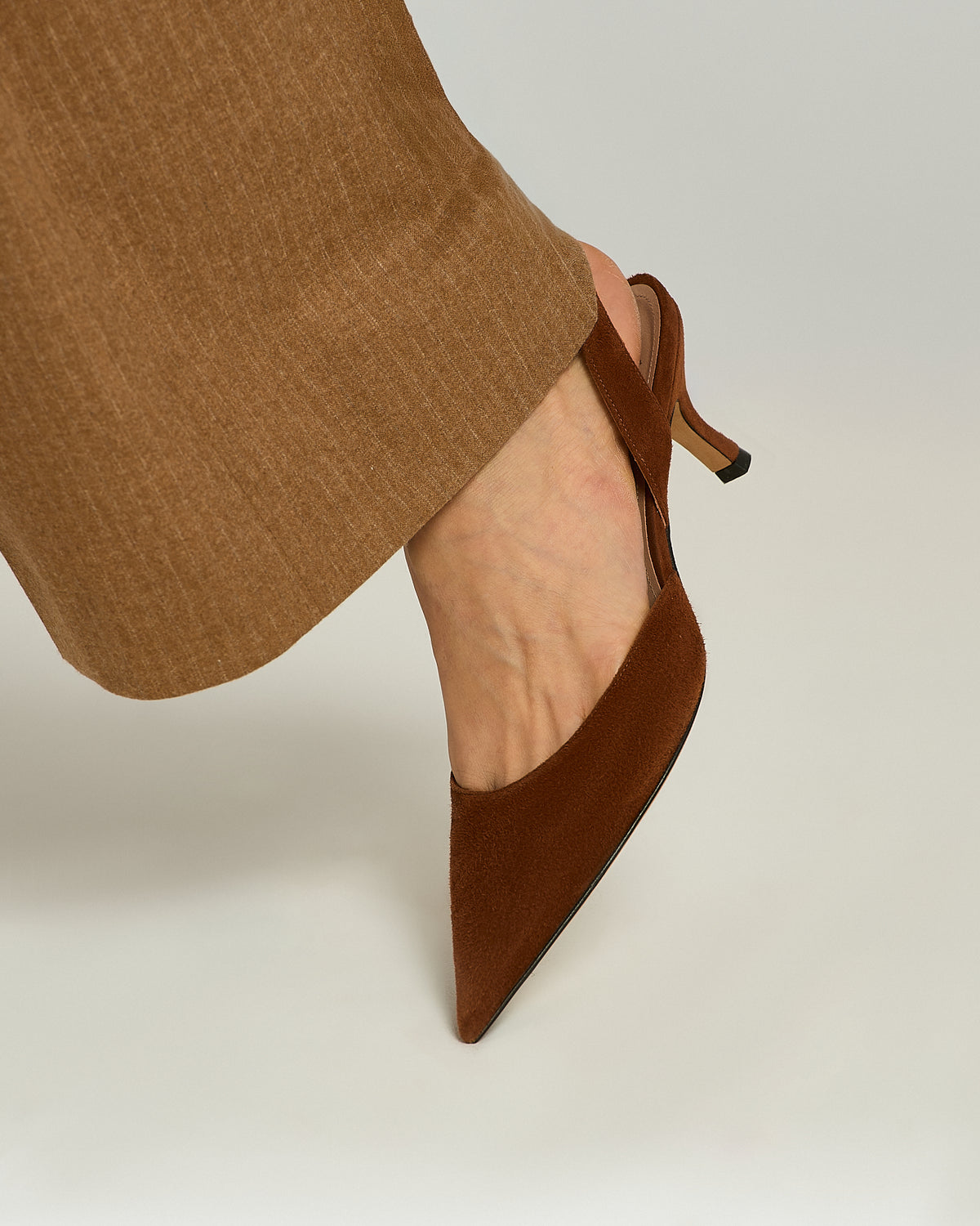 BROWN GOATSKIN PUMP SHOES 3