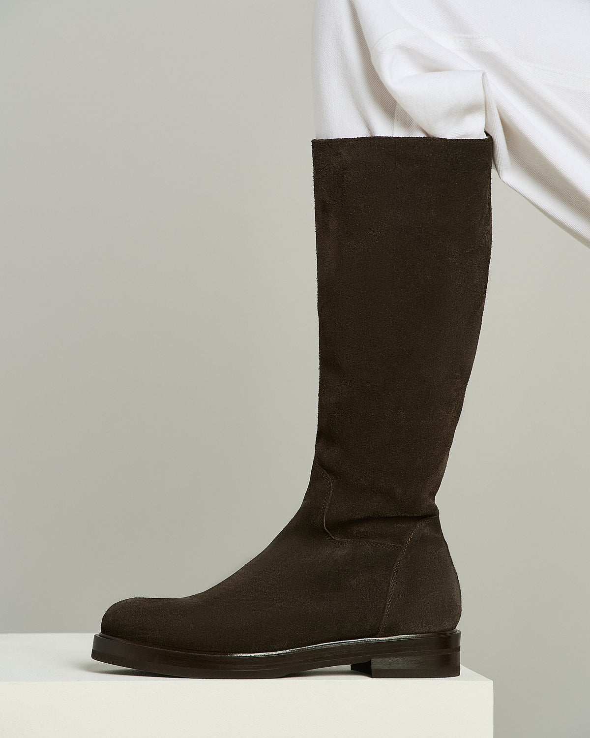 BROWN CALFSKIN BOOT 3