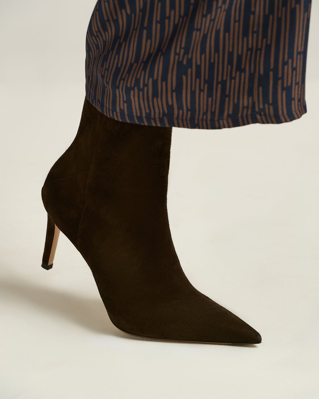 DARK BROWN SUEDE ANKLE BOOTS WITH STILETTO HEEL