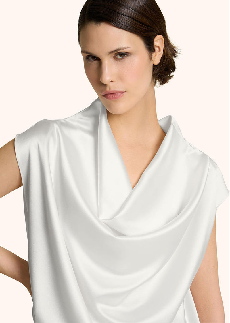 SILK BLOUSE WITH DRAPING