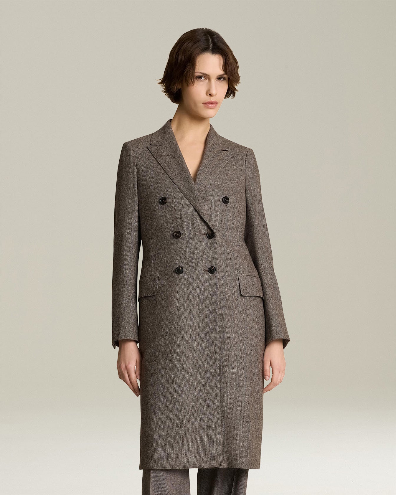 DOUBLE-BREASTED WOOL AND CASHMERE COAT