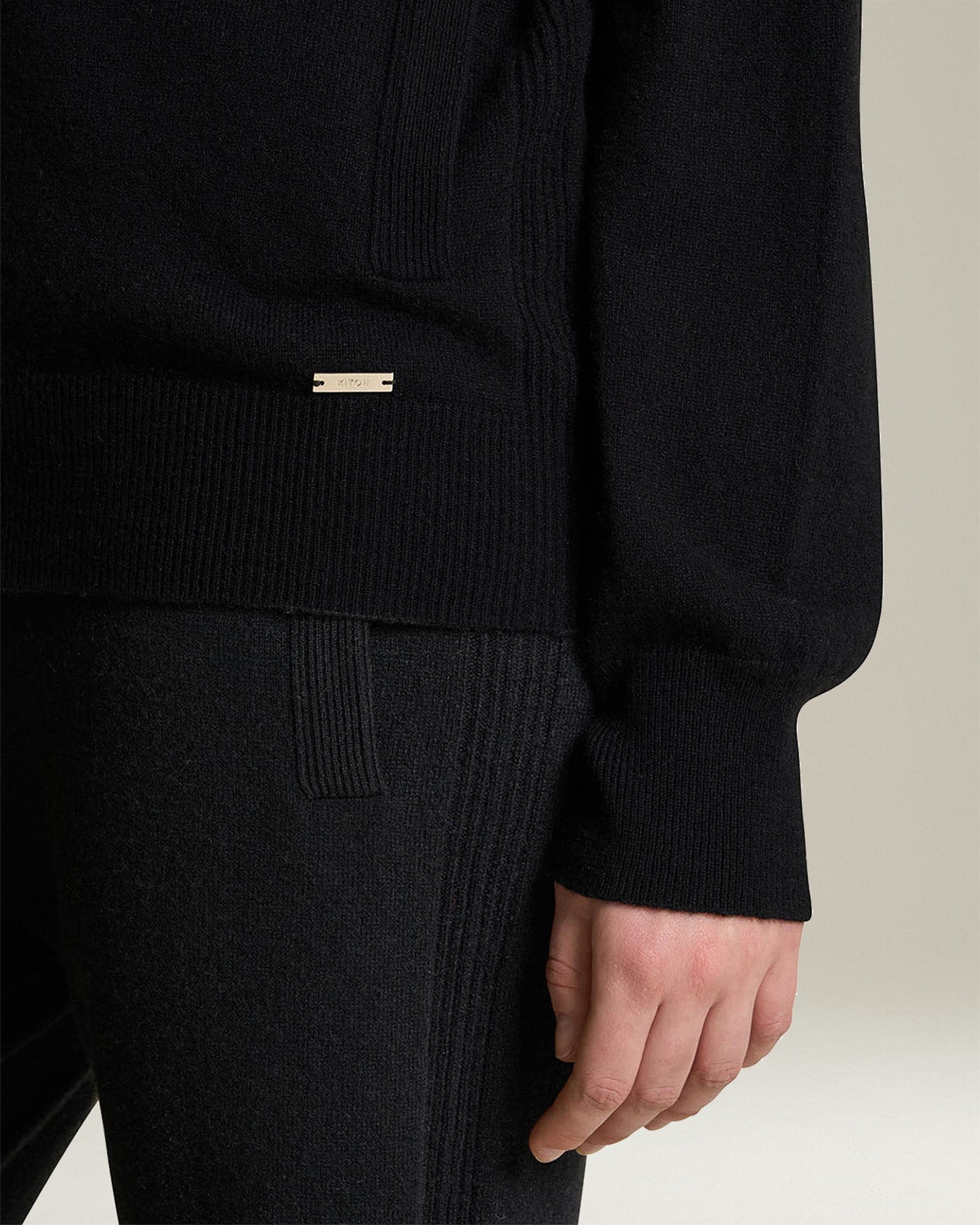 PURE CASHMERE ZIP-UP CARDIGAN