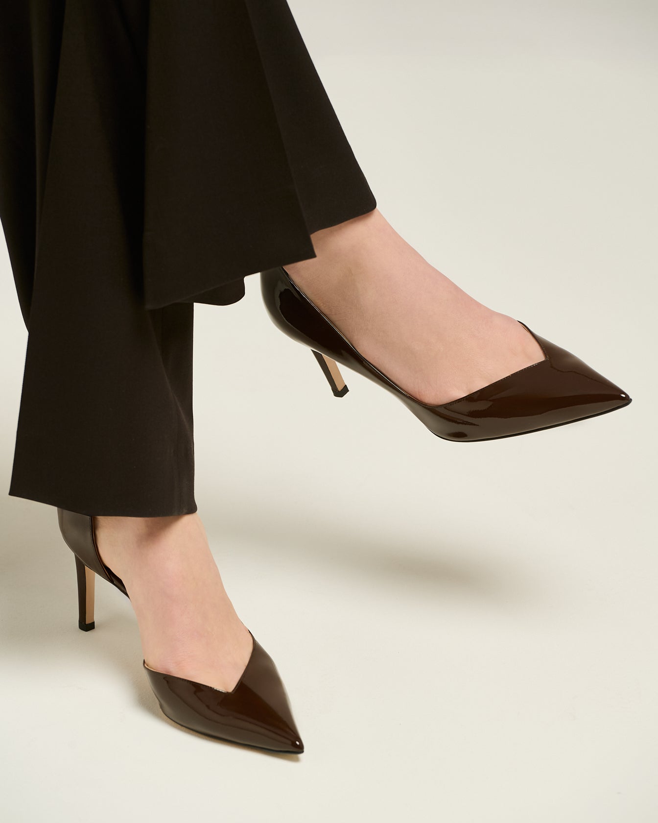 SCARPE DÉCOLLETÉ IN PELLE VERNICIATA