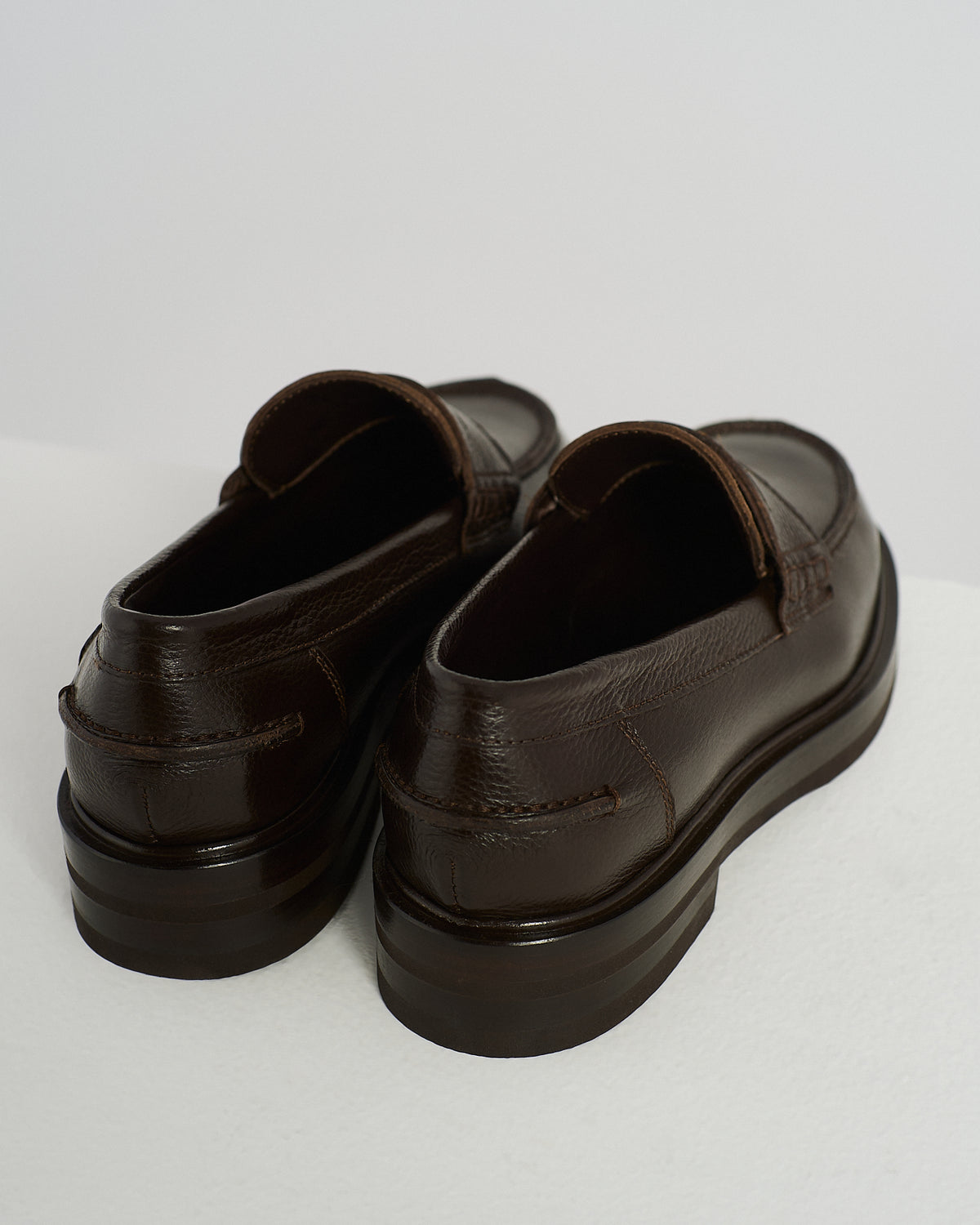 DARK BROWN CALFSKIN LOAFER 3