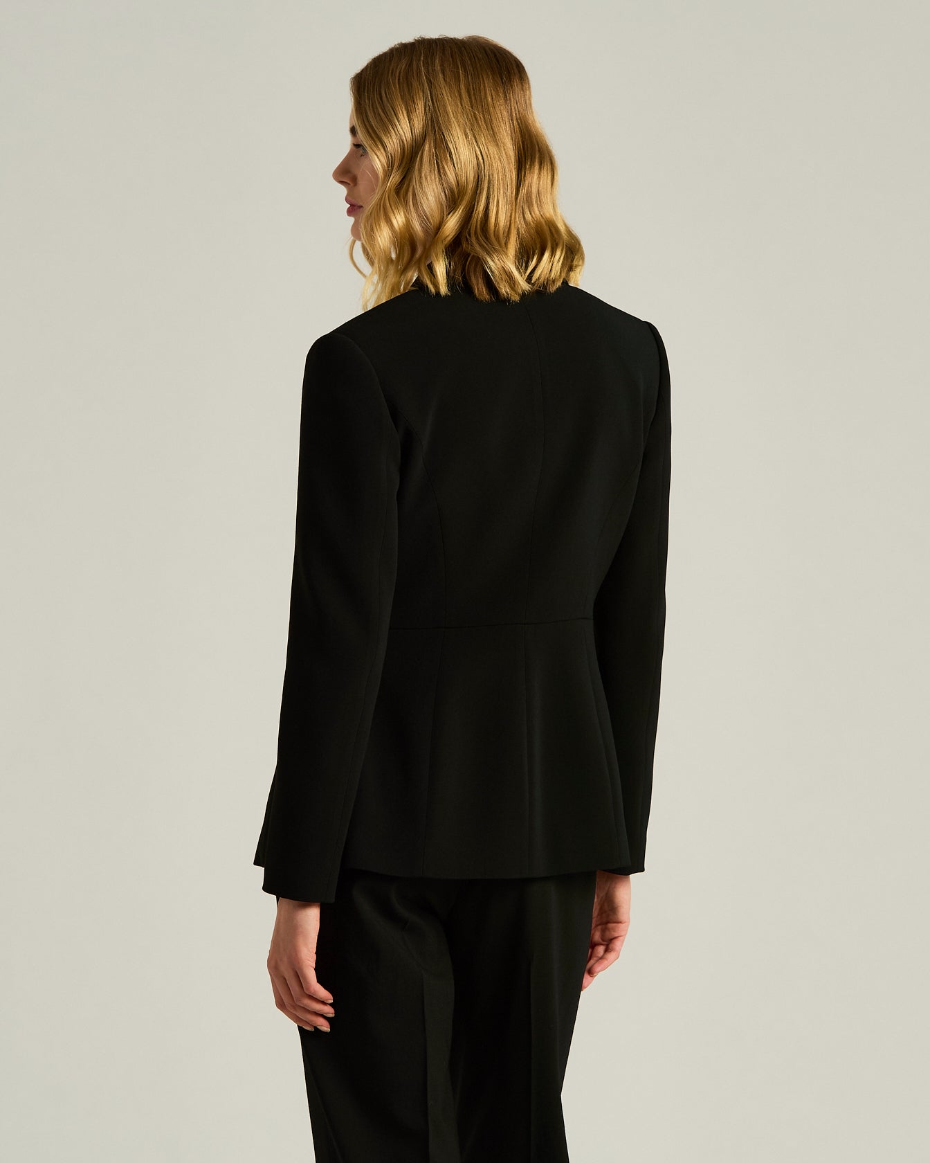 Women's tailored black viscose jacket | Kiton