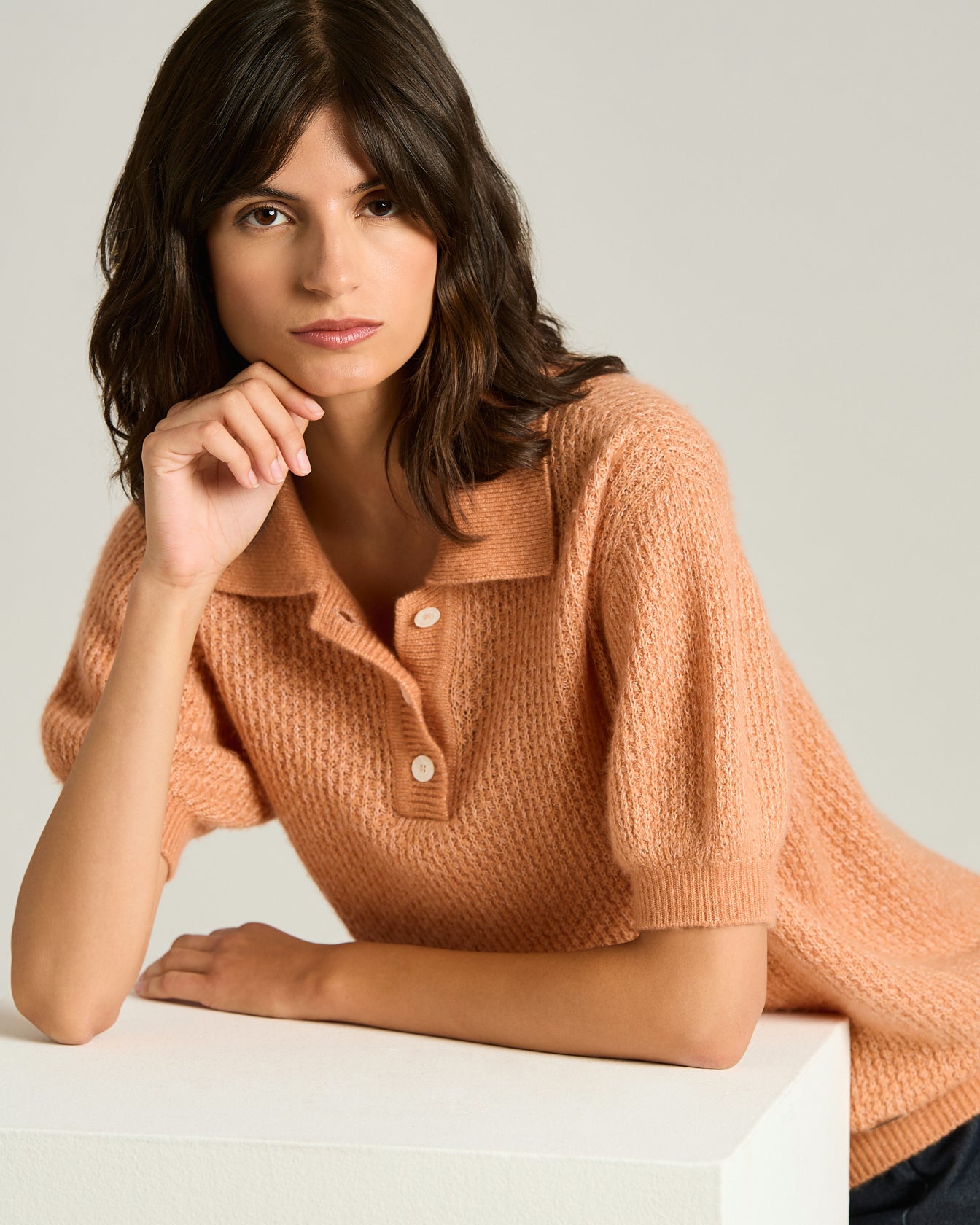 SHORT-SLEEVED CASHMERE AND SILK POLO SHIRT