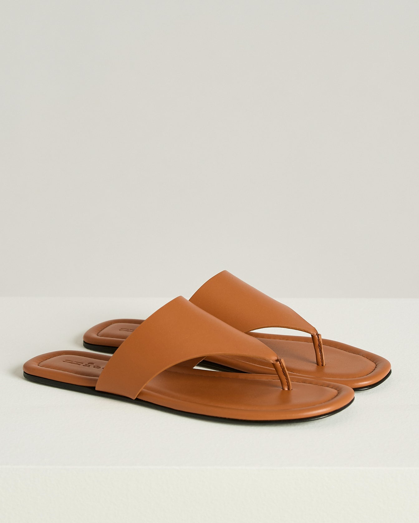 SOFT LEATHER THONG SANDAL