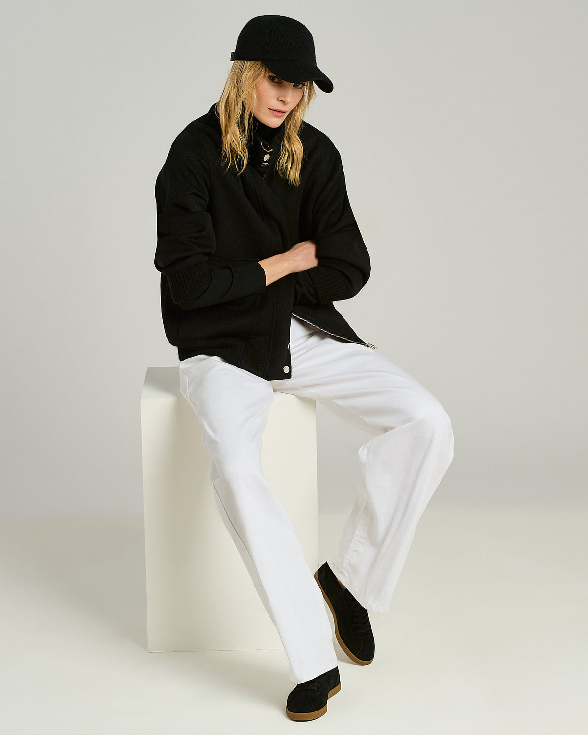 BLACK CASHMERE HAT 5