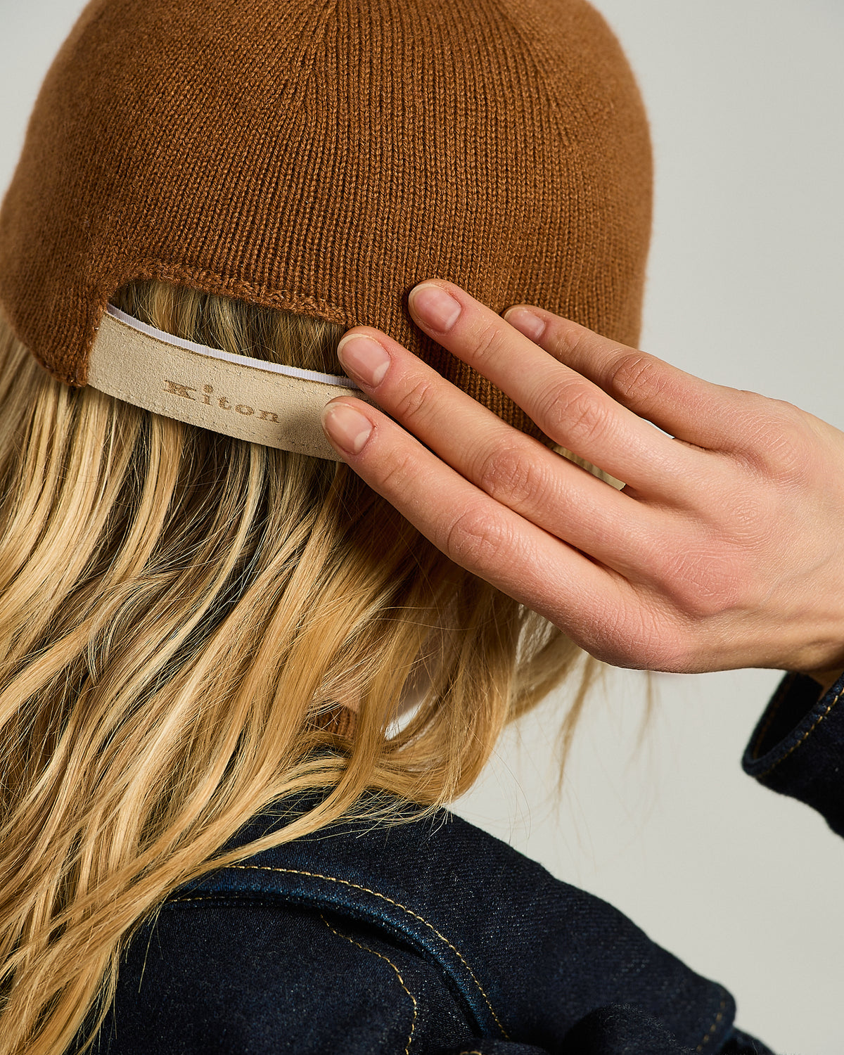 CASHMERE HAT 4
