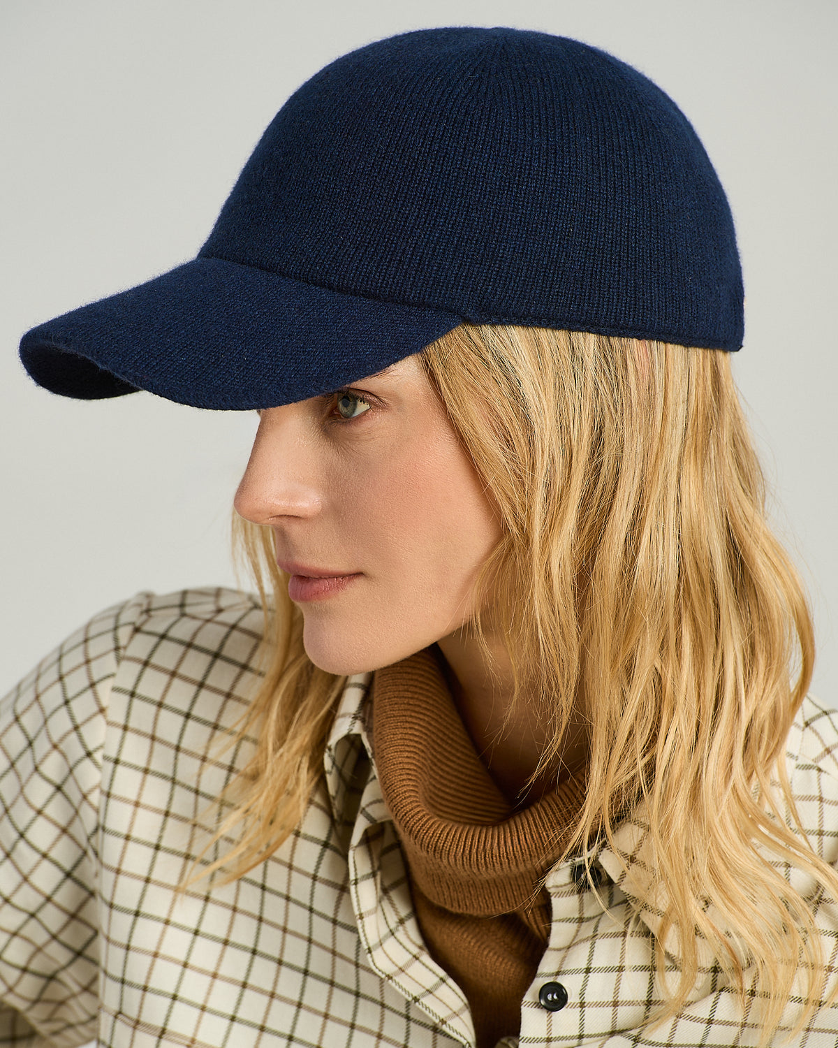 BLUE CASHMERE HAT 3
