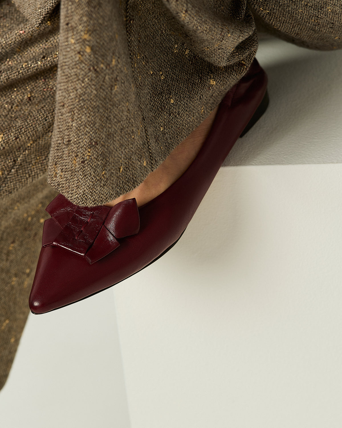 BORDEAUX CALFSKIN BALLET FLAT 3