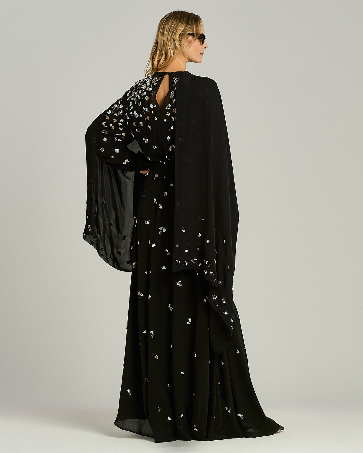 BLACK SILK POCKET SQUARE 3