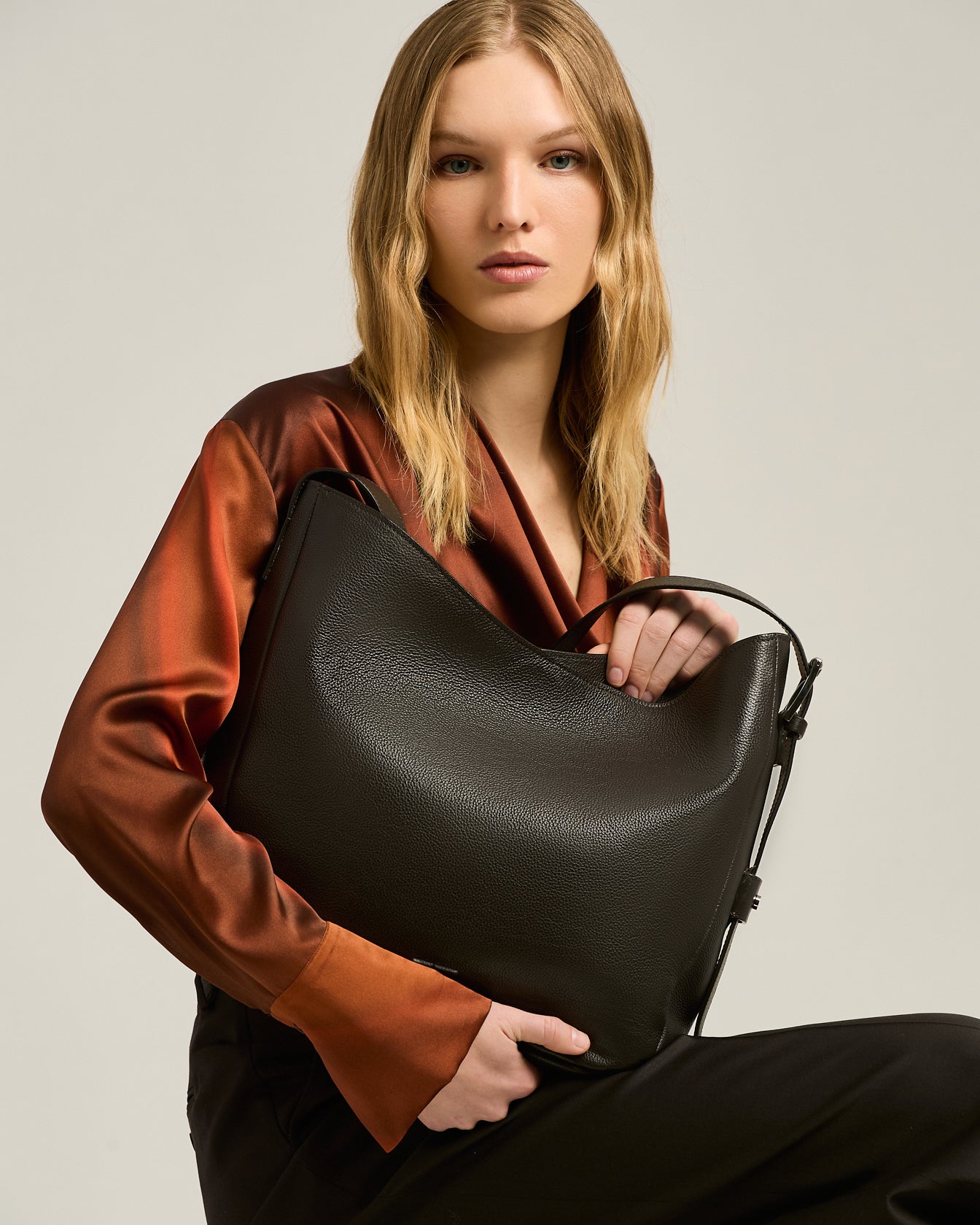 women's dark brown calfskin Sere-Bag