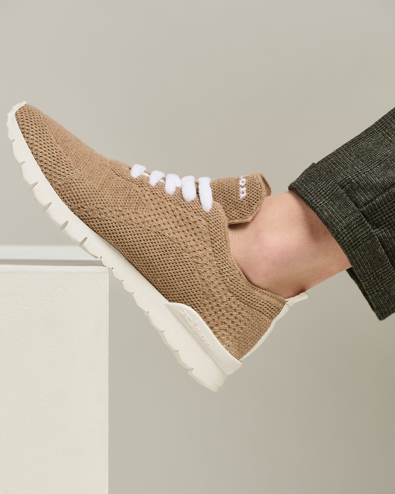 FITS - CASHMERE TRAINERS
