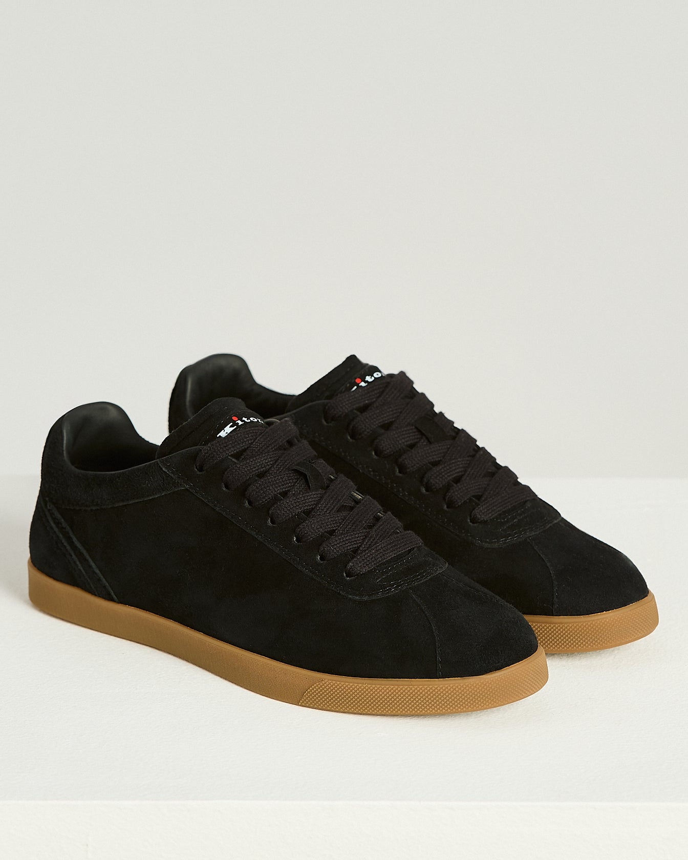 SNEAKERS IN SUEDE DI CAPRA