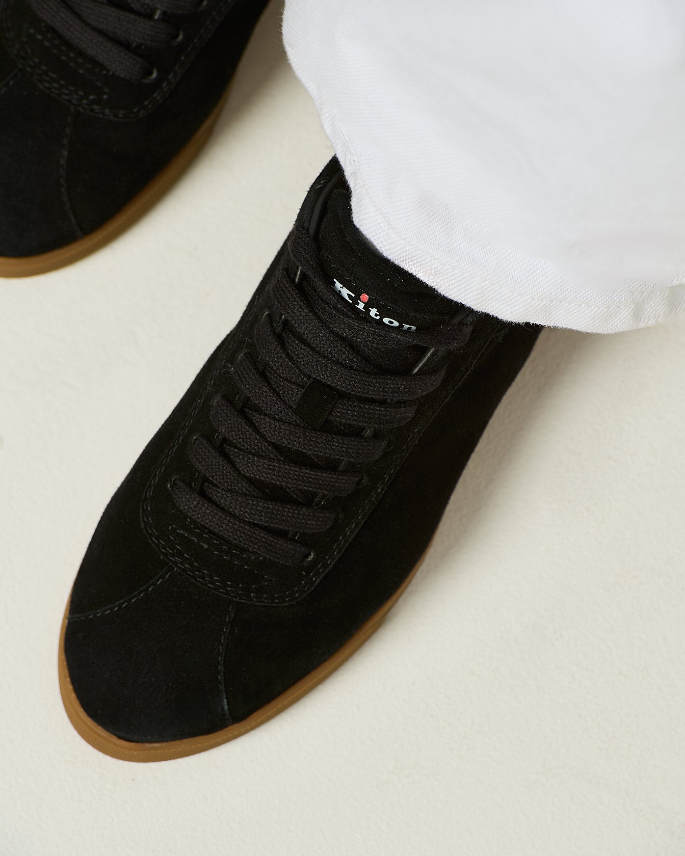SNEAKERS IN SUEDE DI CAPRA