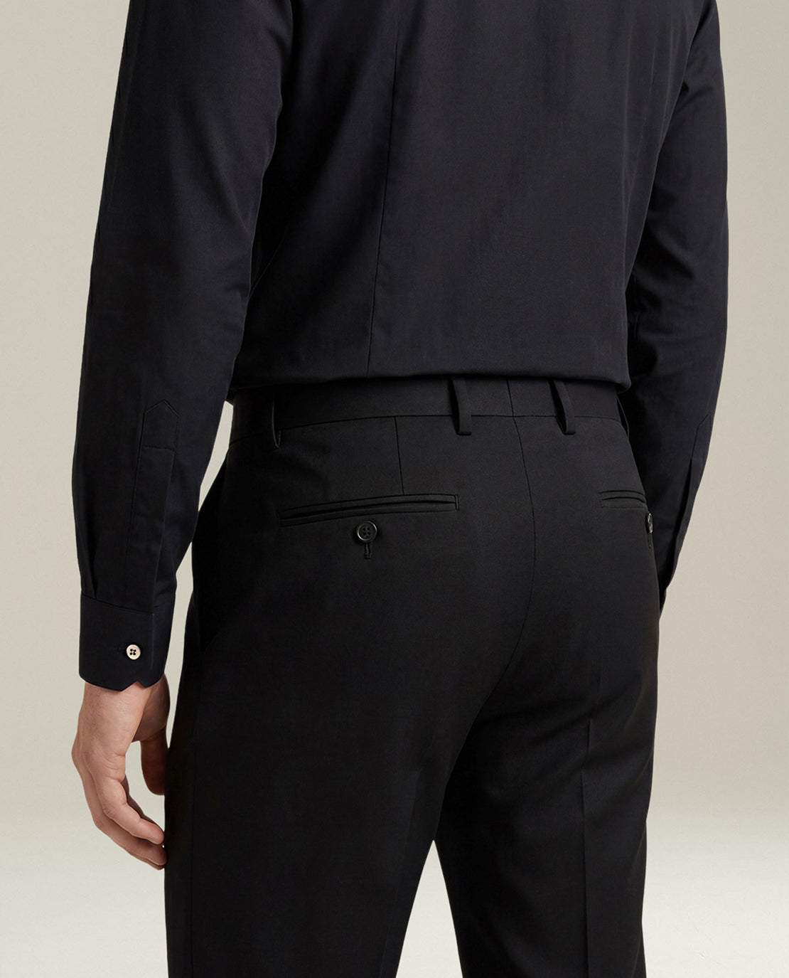BLACK 14-MICRON WOOL SUIT WITH NATURAL SHOULDERS