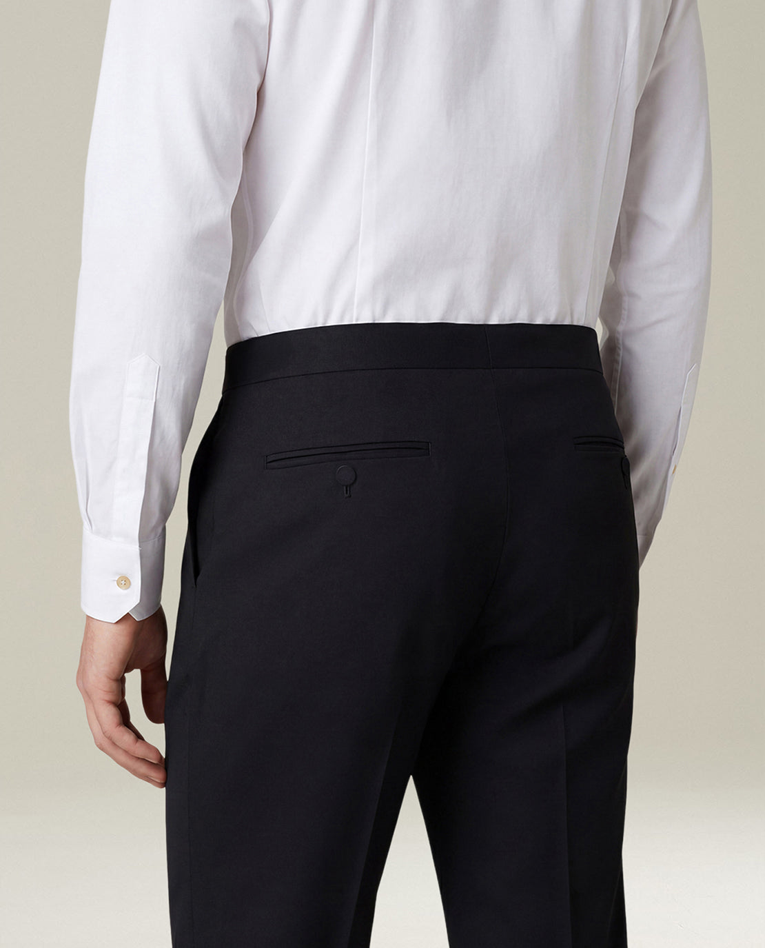 BLACK 14-MICRON WOOL SINGLE-BREASTED TUXEDO WITH SATIN PEAK LAPELS AND TAPERED TROUSERS