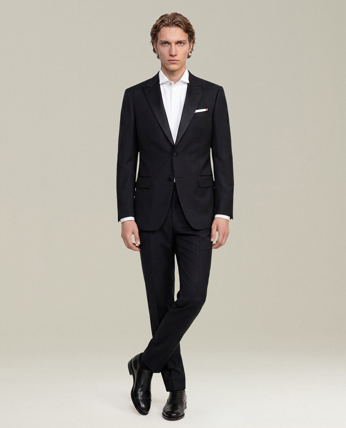 BLACK 14-MICRON WOOL SINGLE-BREASTED TUXEDO WITH SATIN PEAK LAPELS AND TAPERED TROUSERS