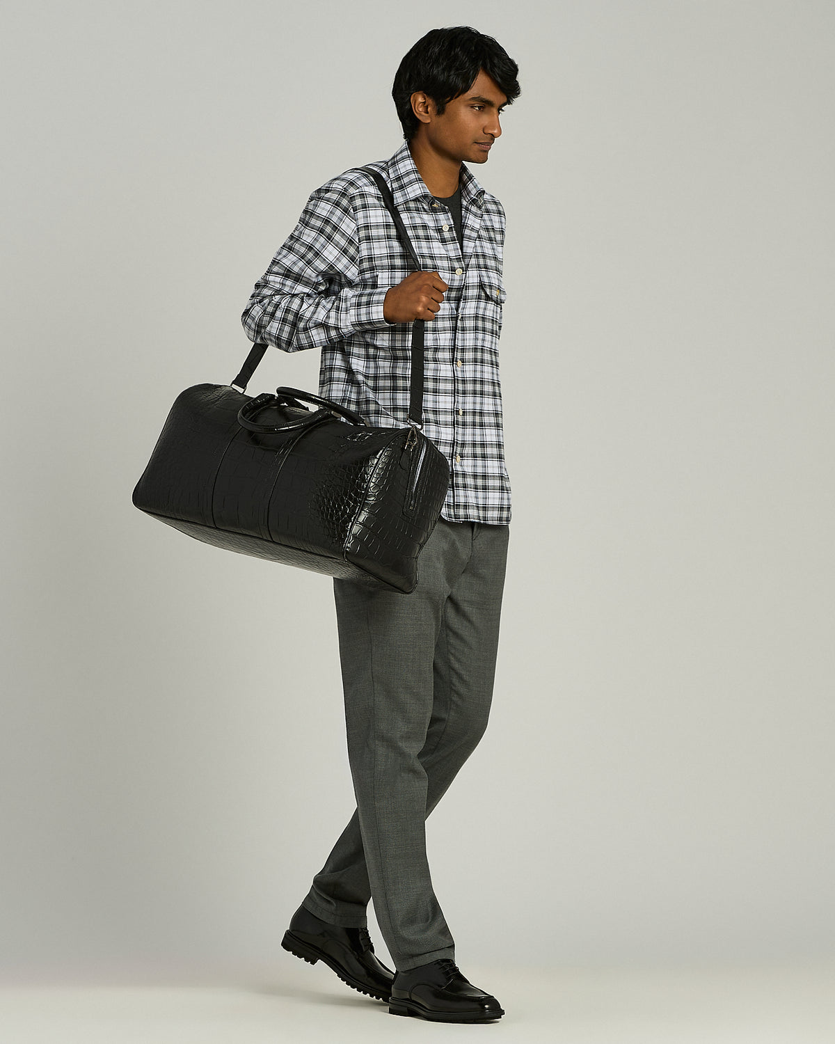 BLACK ALLIGATOR LEATHER DUFFLE BAG 5