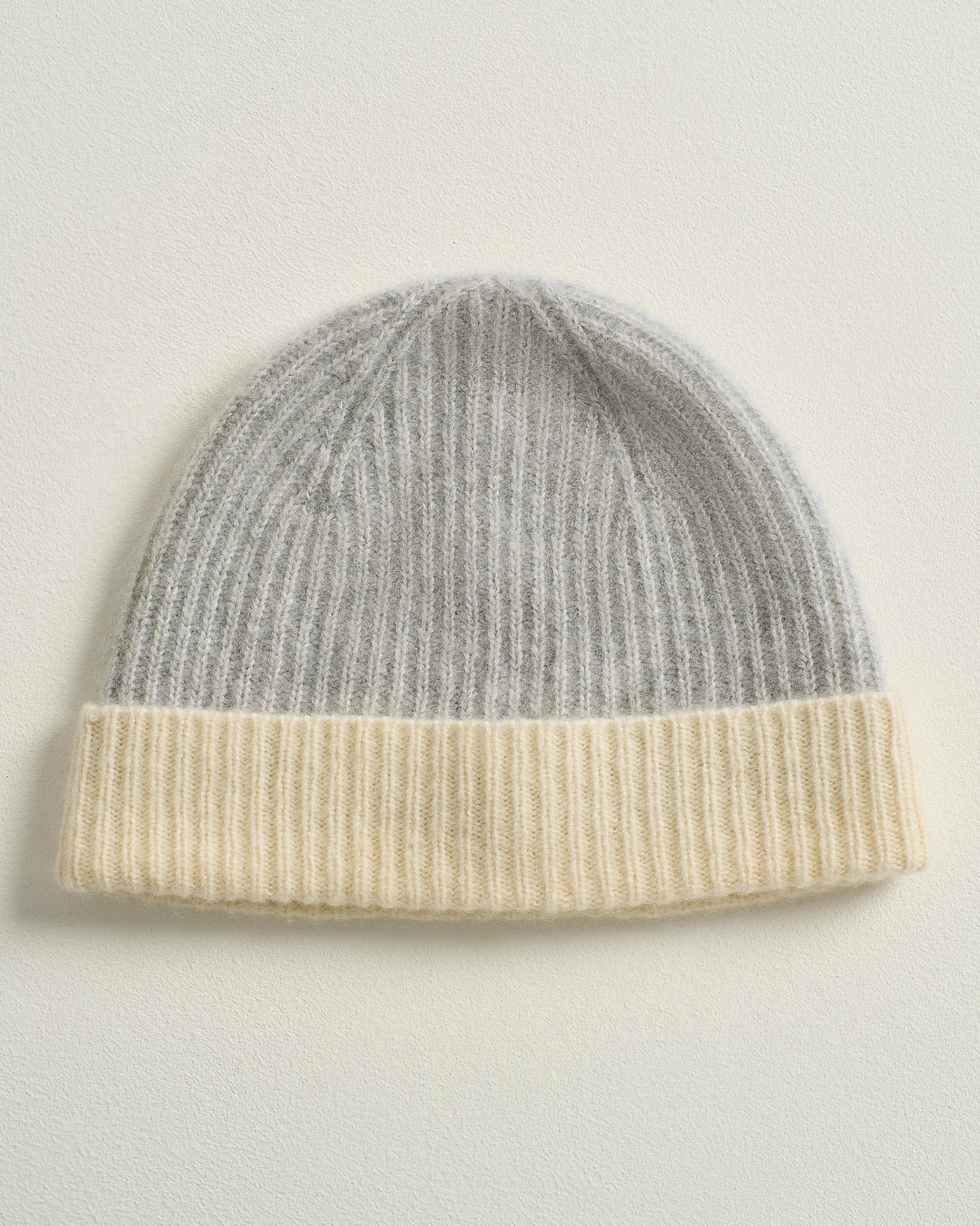 LIGHT GREY/CREAM WHITE CASHMERE BEANIE HAT 1