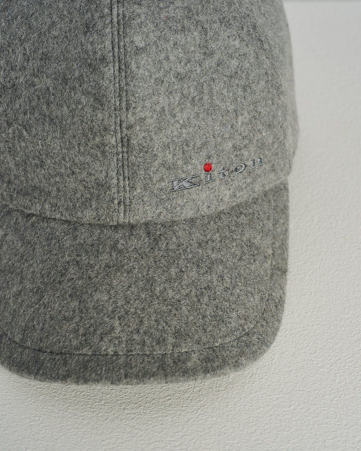 GREY CASHMERE BASEBALL CAP 2