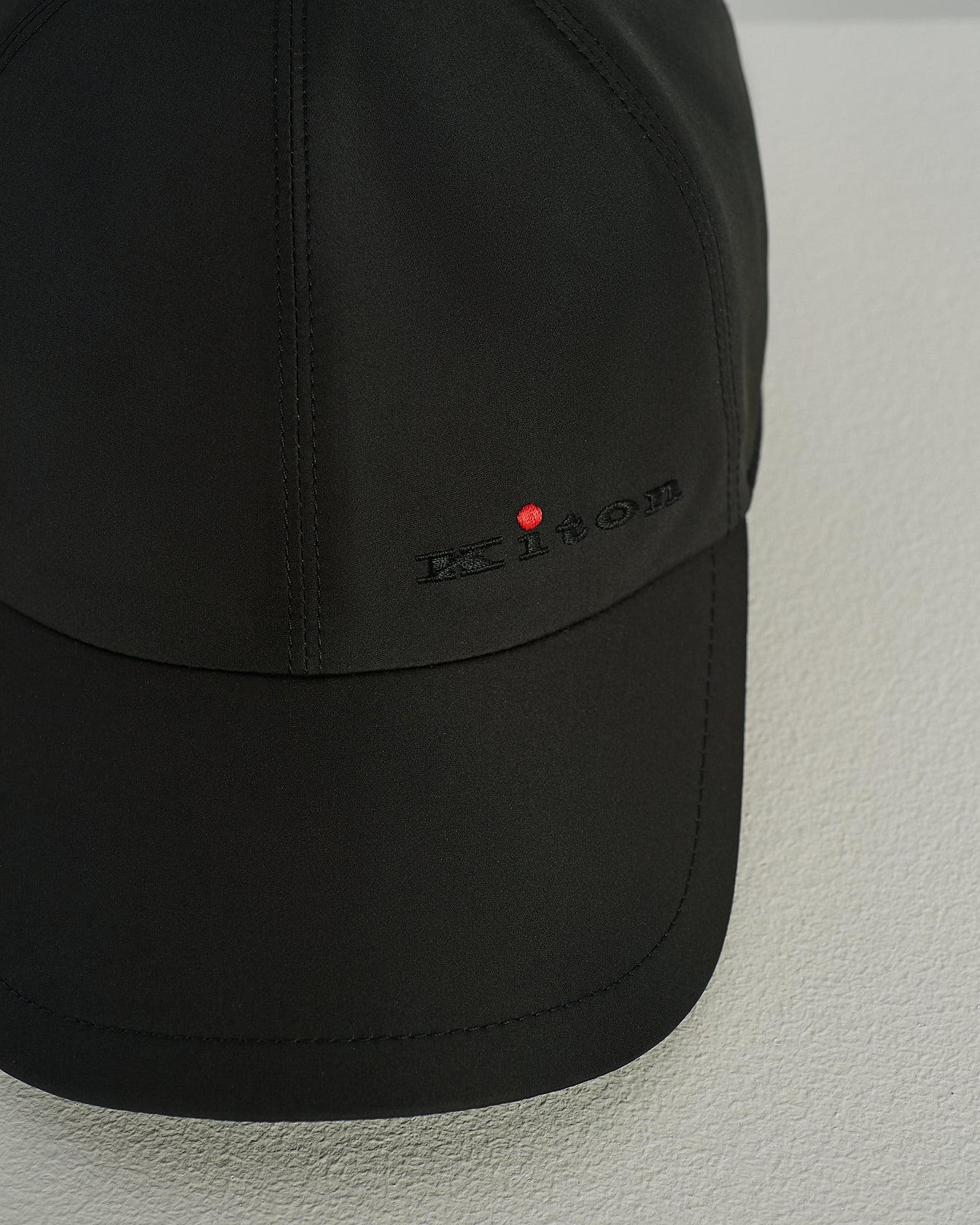 CAPPELLO BASEBALL IN TESSUTO TECNICO BLU NAVY