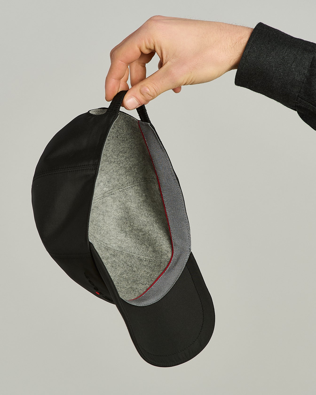 CAPPELLO BASEBALL IN TESSUTO TECNICO BLU NAVY