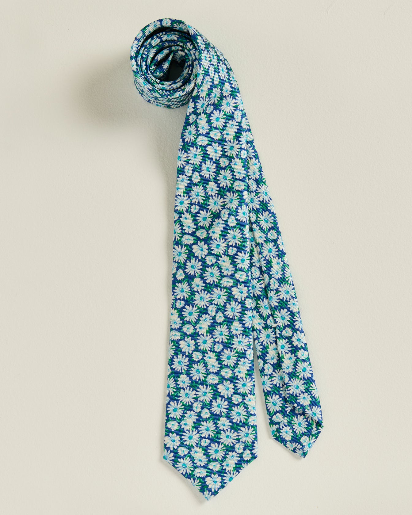 PATTERNED SILK TIE