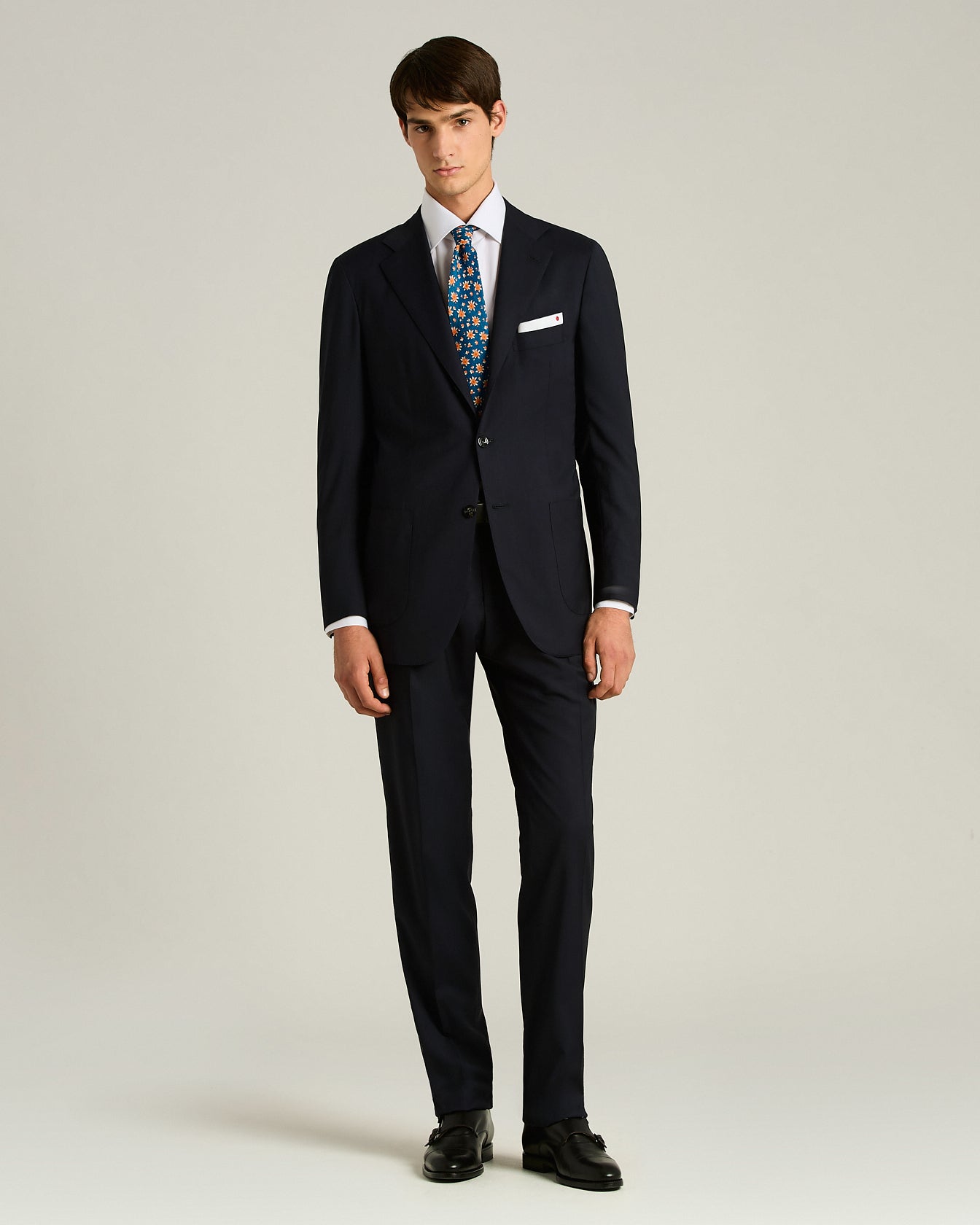 PATTERNED SILK TIE