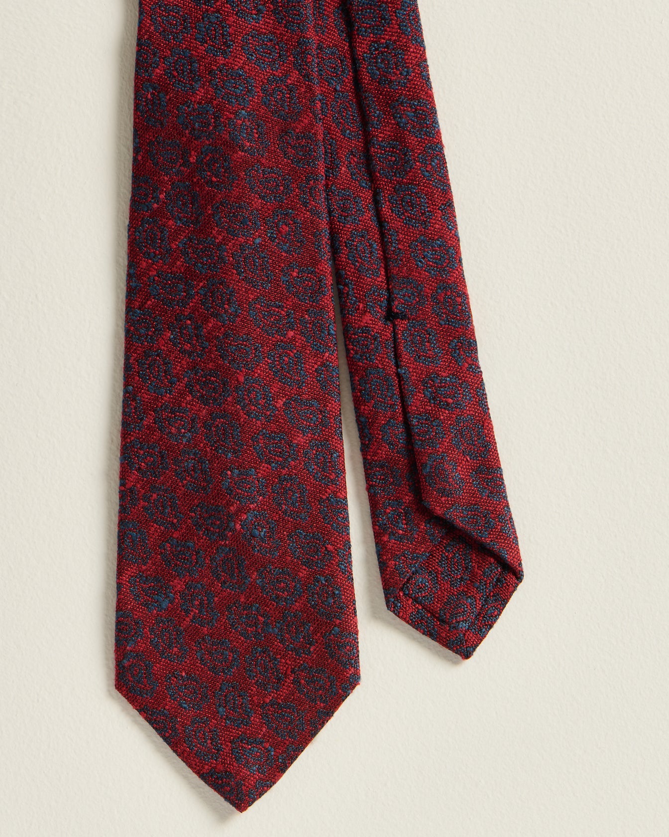 PATTERNED TIE