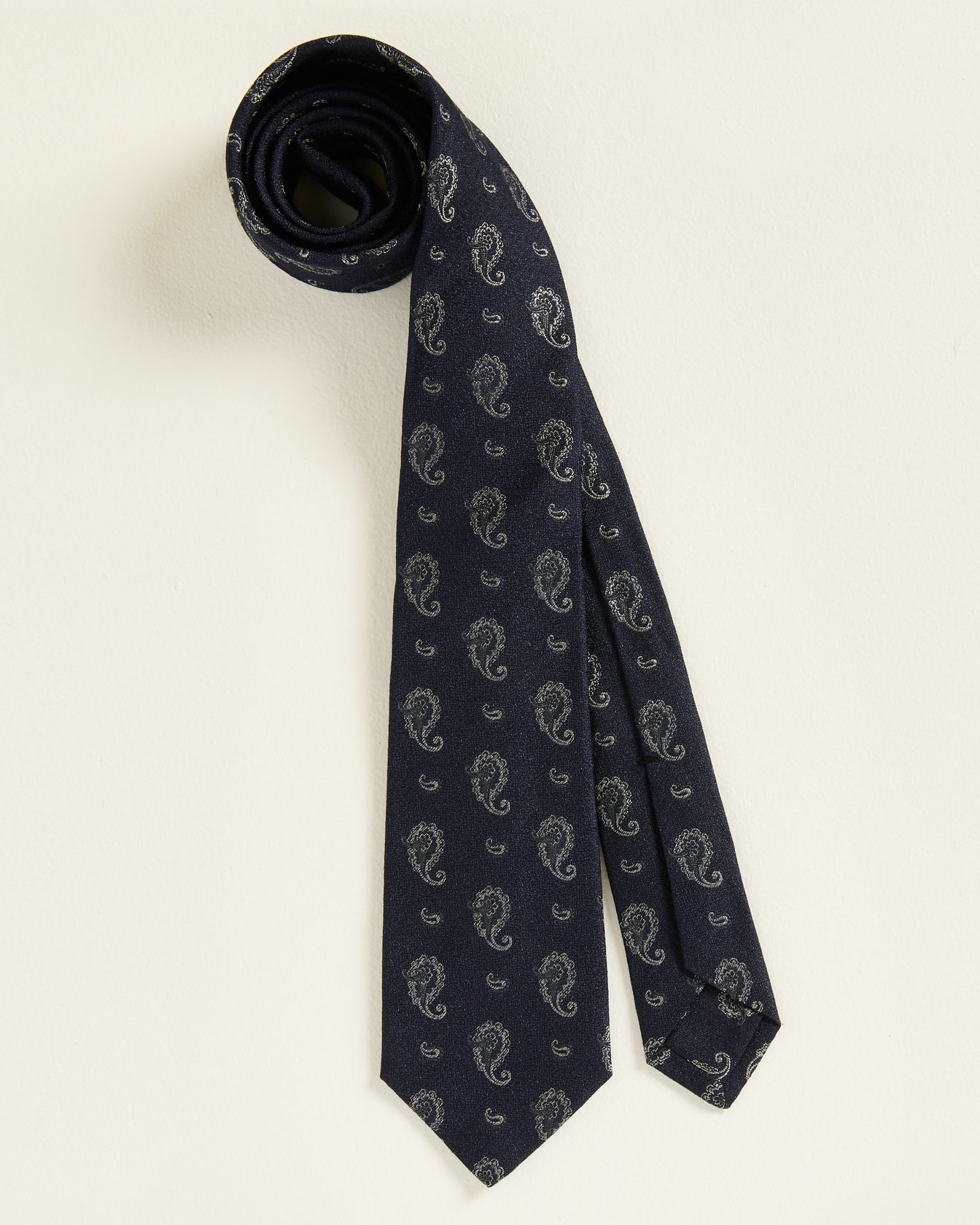 PATTERNED TIE