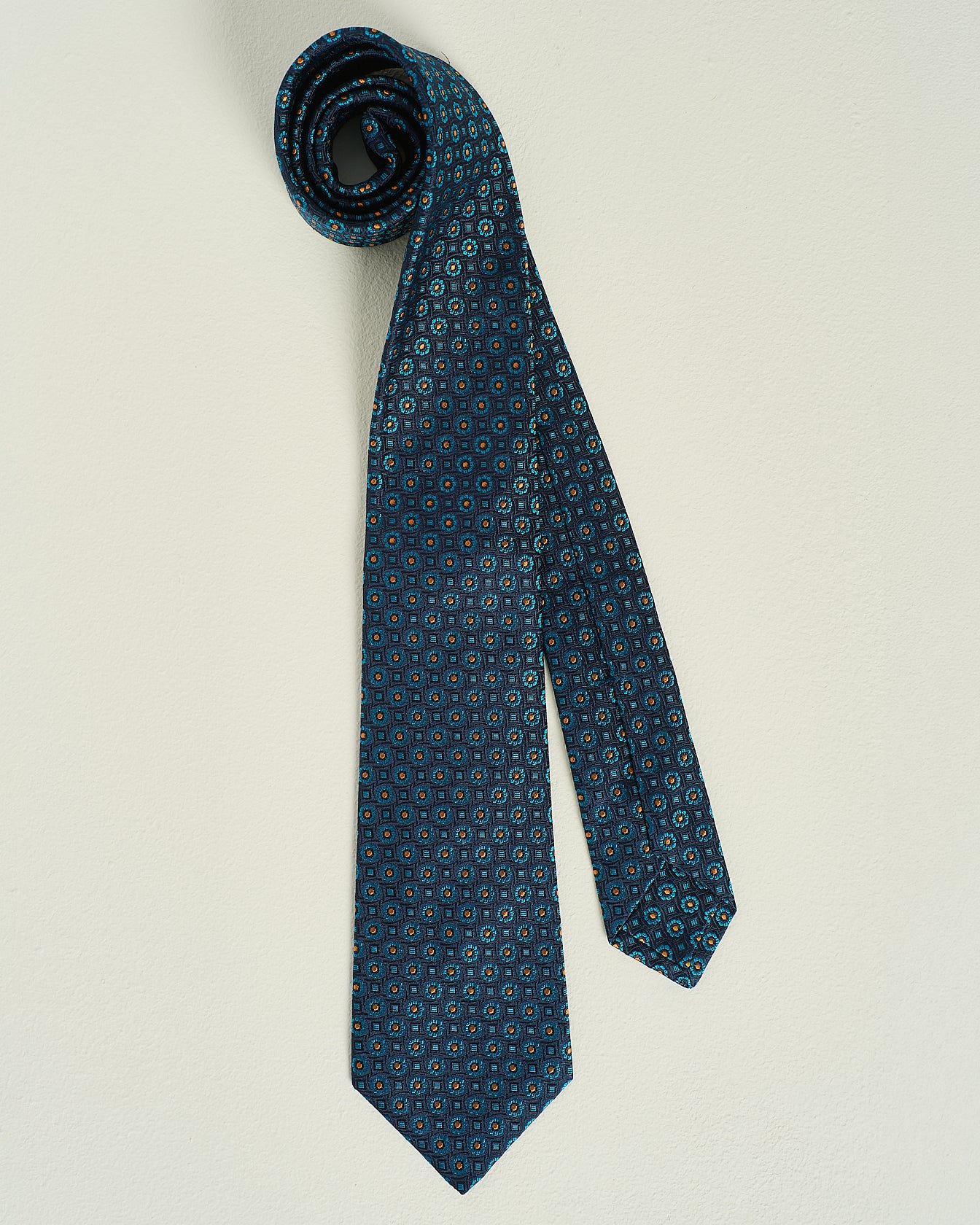 PATTERNED SILK TIE