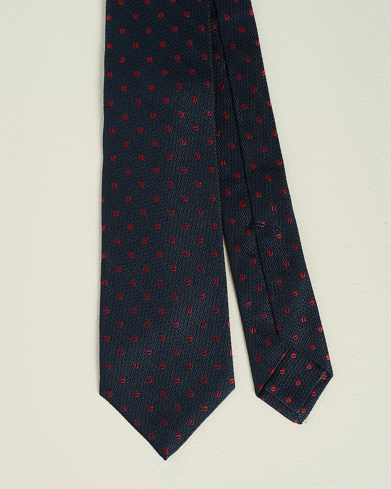 PATTERNED SILK TIE