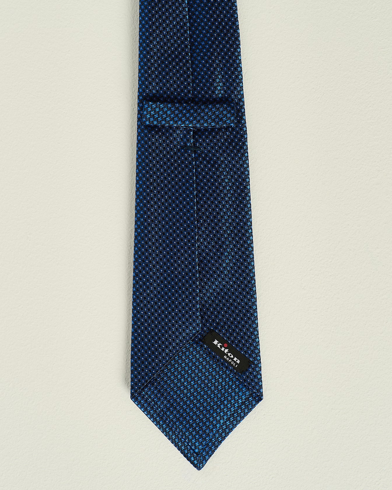 PATTERNED SILK TIE