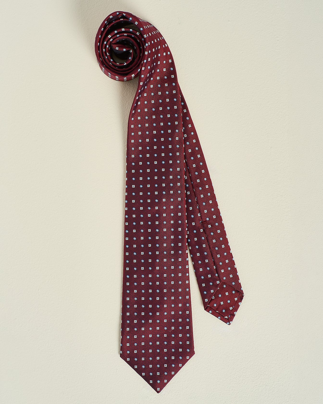 PATTERNED SILK TIE