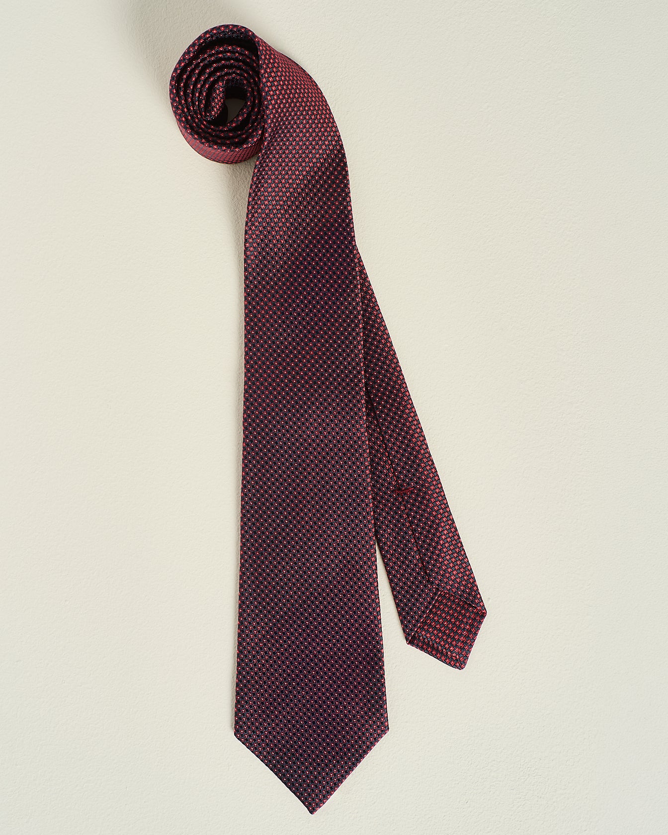 PATTERNED SILK TIE