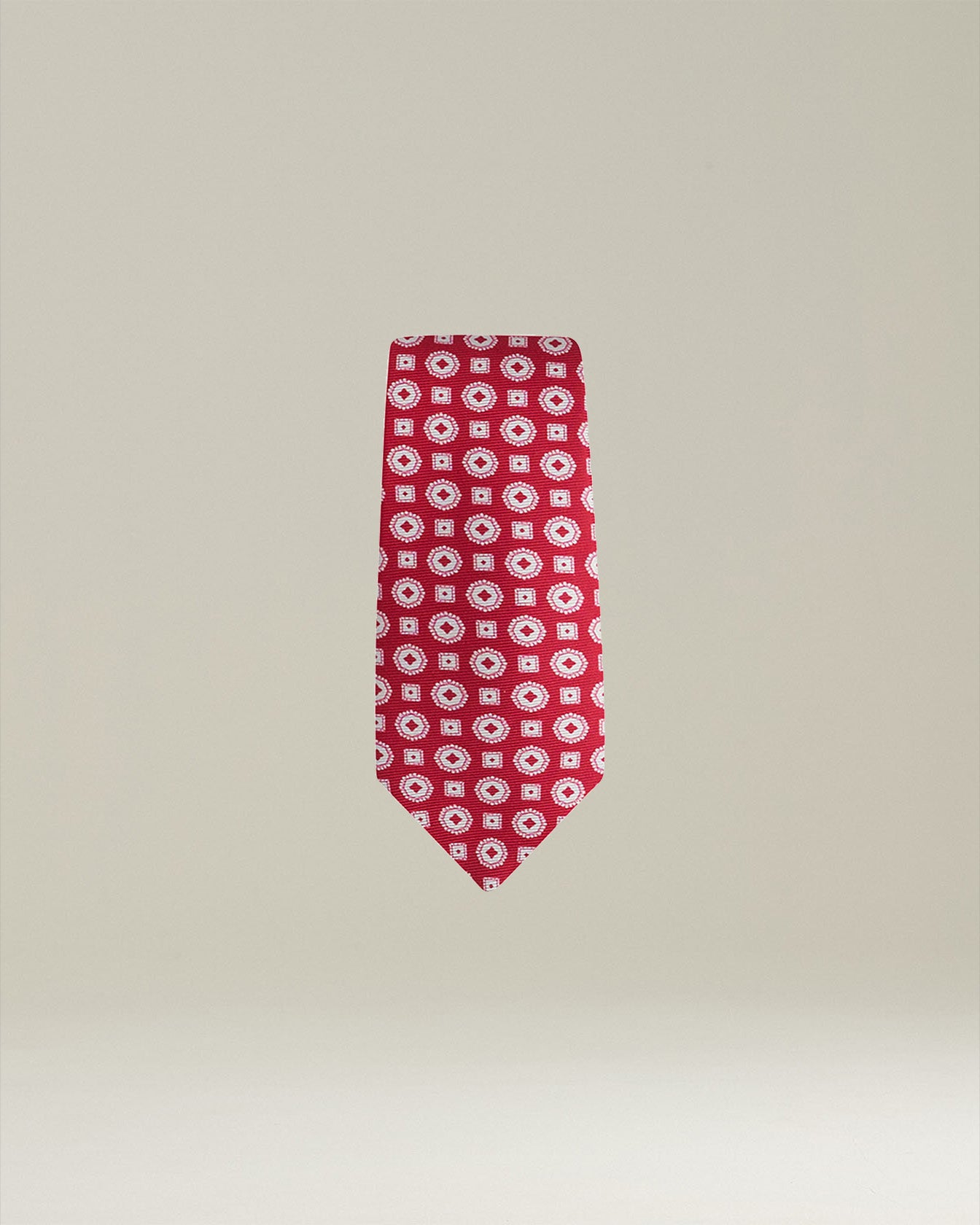 PATTERNED SILK TIE