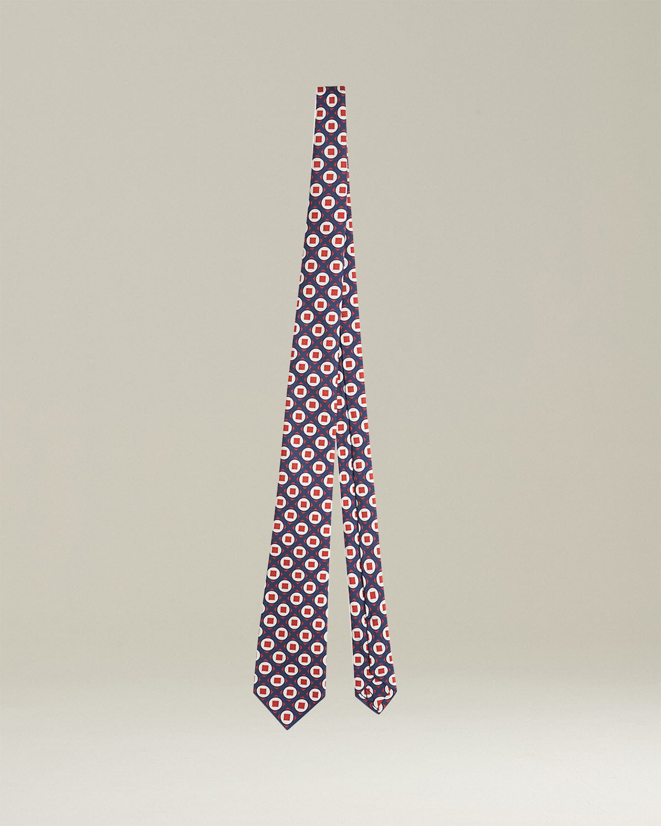 PATTERNED SILK TIE