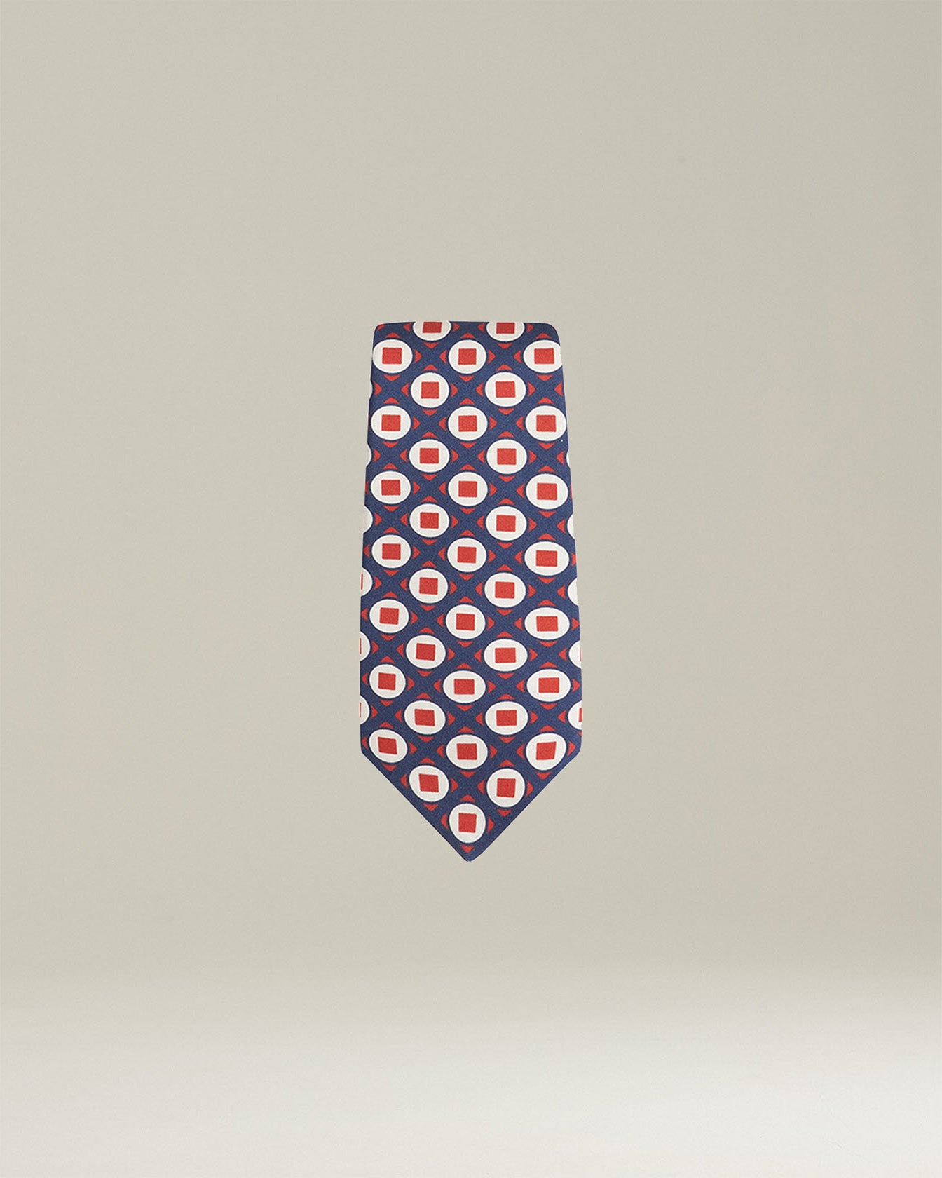 PATTERNED SILK TIE